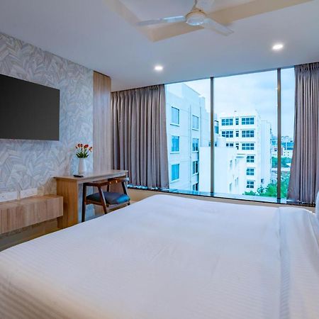 Harvey'S Hotels Hyderabad Exterior photo
