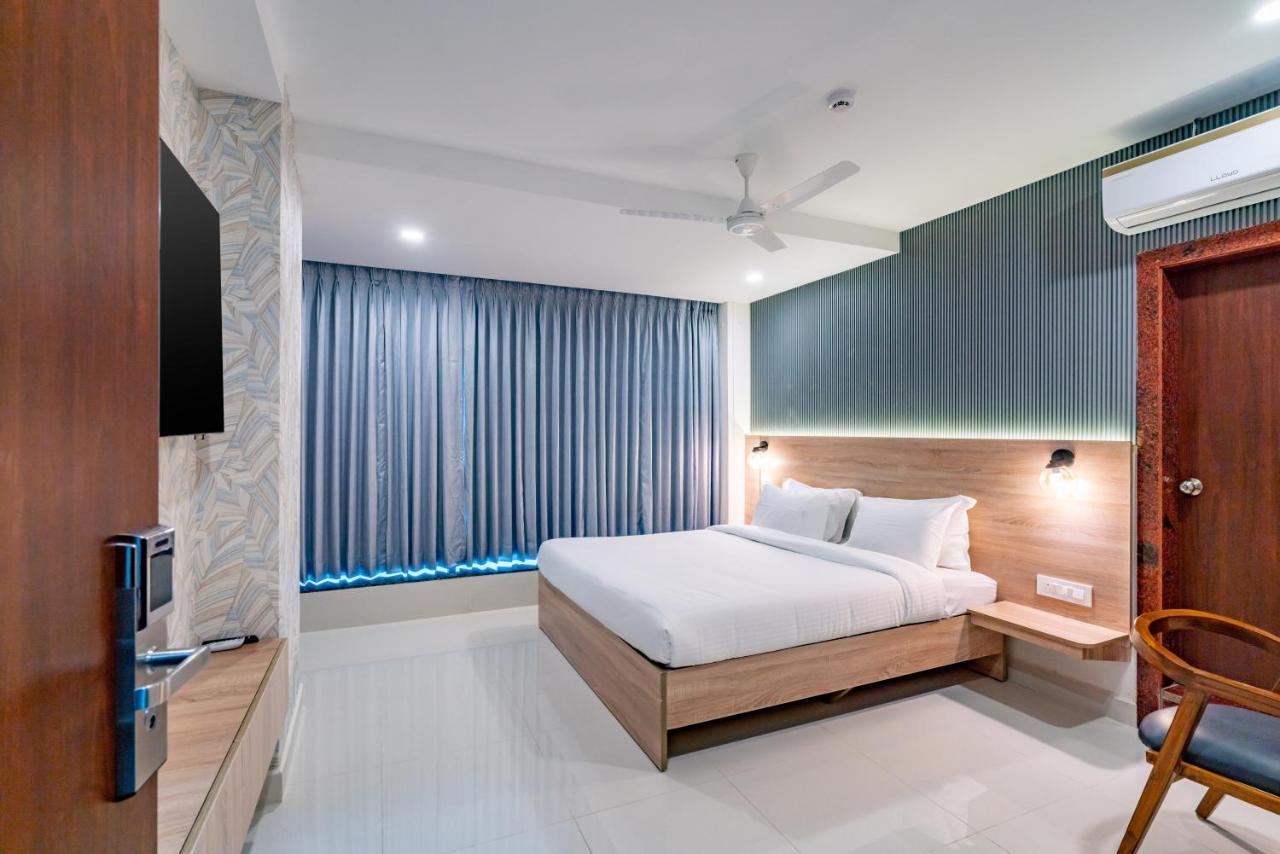 Harvey'S Hotels Hyderabad Exterior photo
